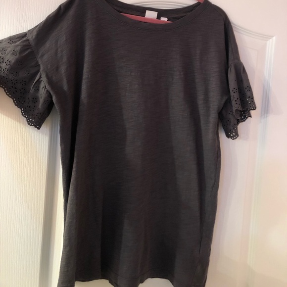 Grey Gap top with eyelet sleeves, size XS women - Picture 2 of 4